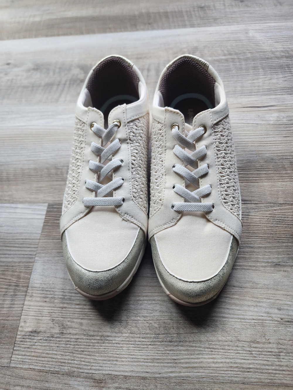 Life Stride Women's Cream Woven Lace-Up Sneakers